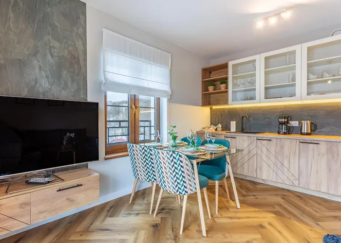 Invest Park A14 Baseny, Sauny, Silownia