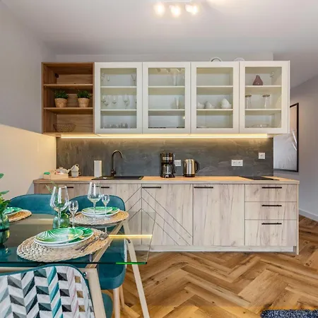 아파트 Invest Park A14 Baseny, Sauny, Silownia *