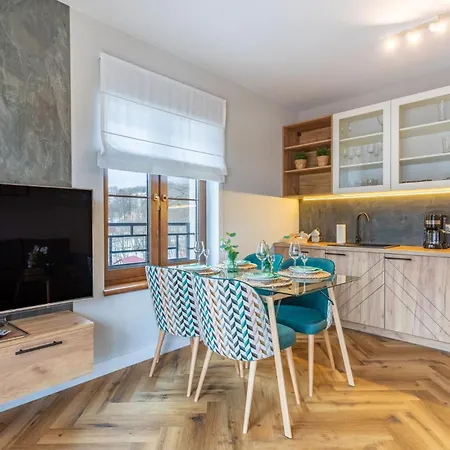 Invest Park A14 Baseny, Sauny, Silownia