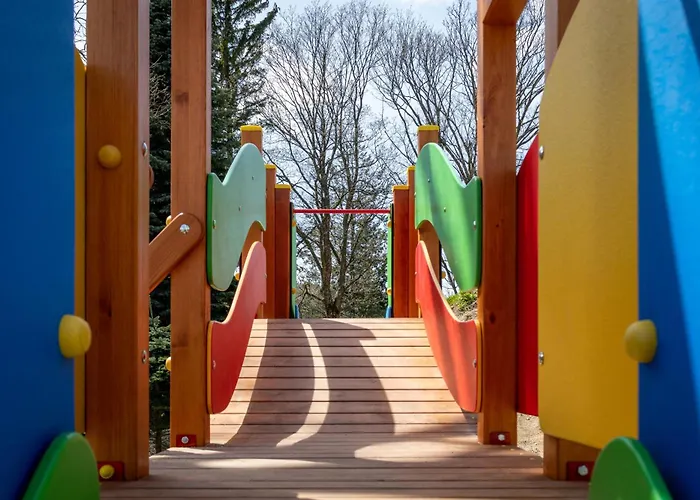 Invest Park A14 Baseny, Sauny, Silownia Szklarska Poręba